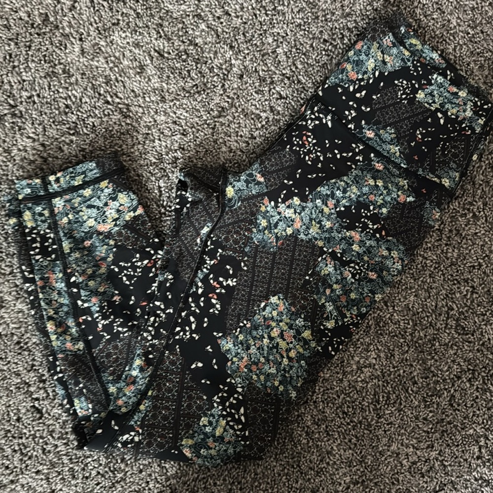 Lululemon Wunder Under High rise legging 7/8 Luxtreme size 8